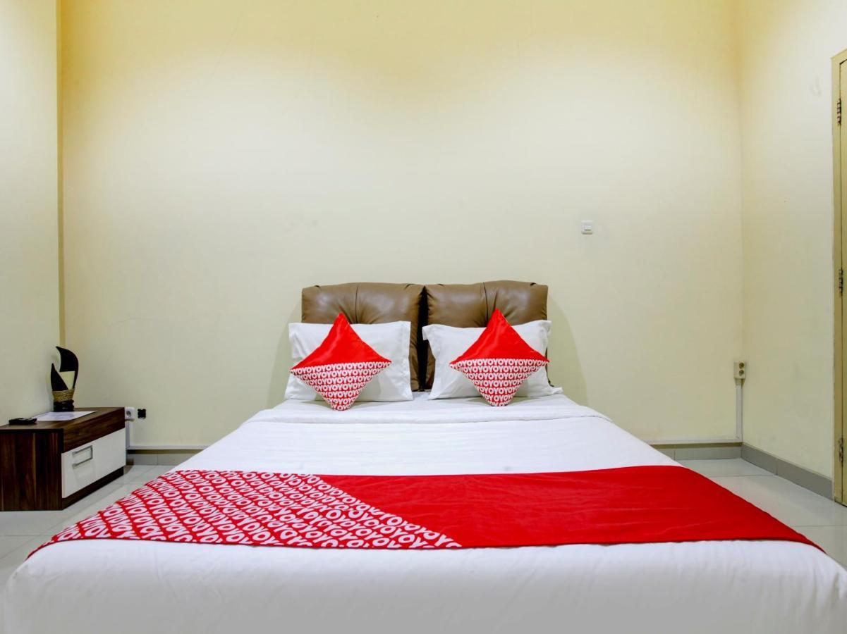 Oyo 90141 3A Syariah Hotel Jacarta Exterior foto