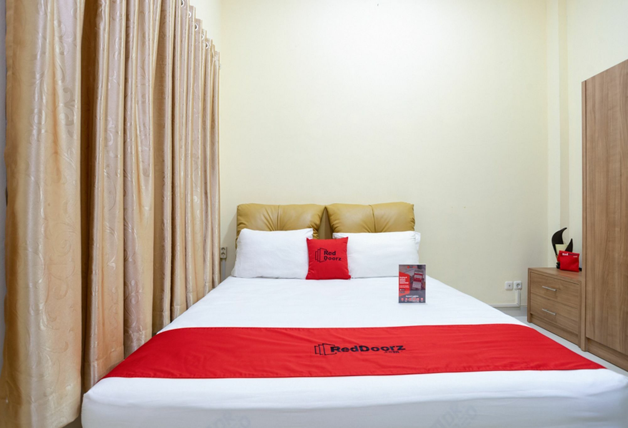Oyo 90141 3A Syariah Hotel Jacarta Exterior foto